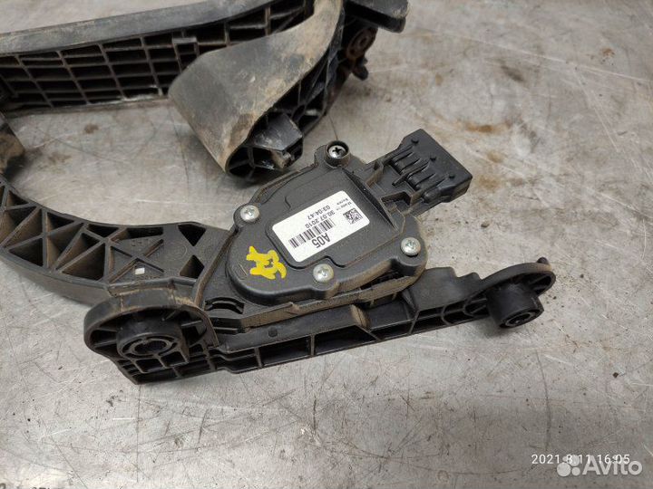 Педаль газа Hyundai Santa Fe 2 D4HB 2010