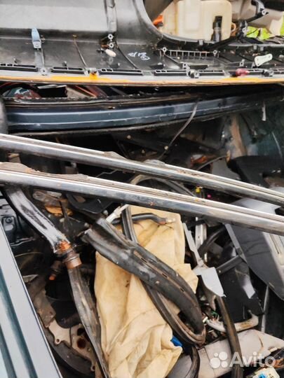 Боковые молдинги toyota crown