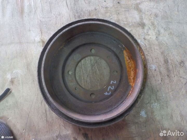 Тормозной барабан на mitsubishi carisma DA2A