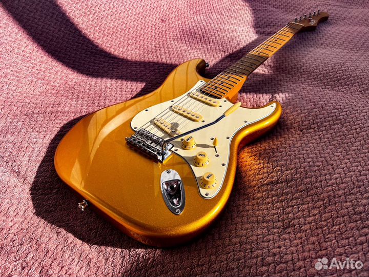 Jet JS-300 Stratocaster Gold (новый)