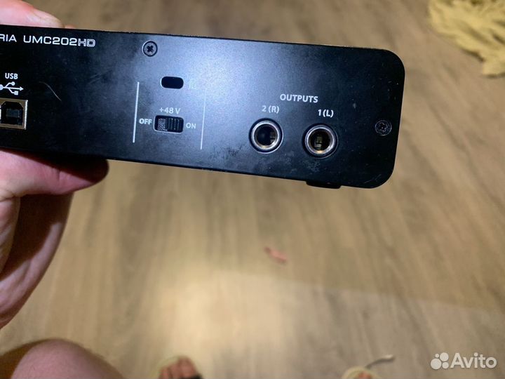 Звуковая карта behringer umc202hd