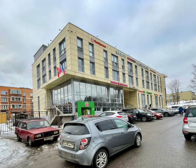 1-к. квартира, 55,3 м², 2/4 эт.