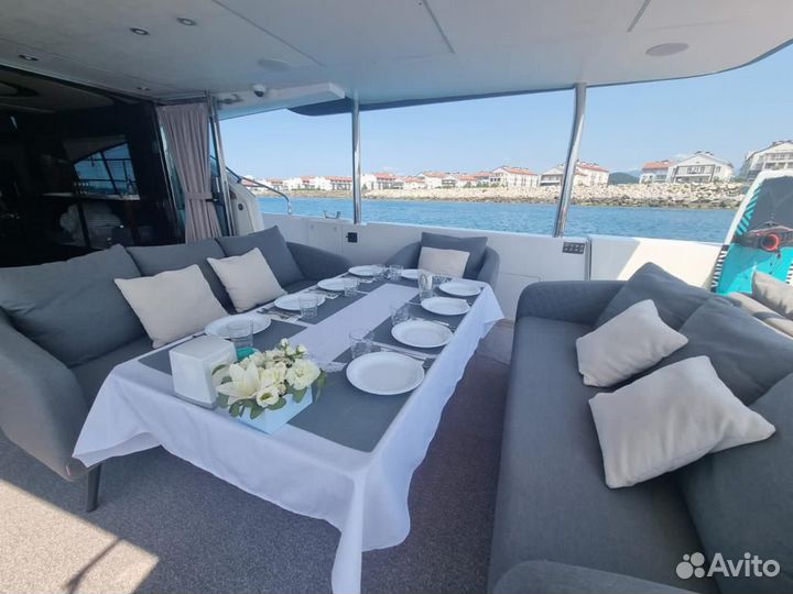 Аренда премиум яхты в Сочи