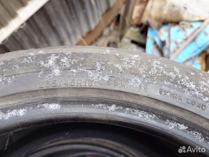 Michelin Primacy 4 235/45 R18 98W