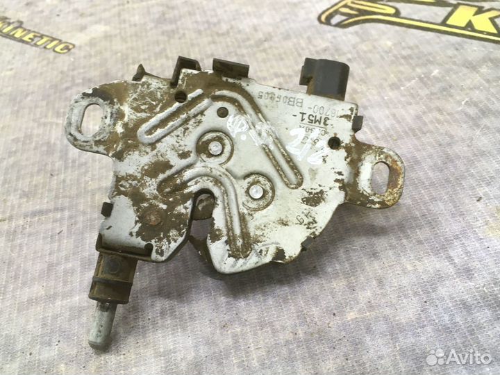 Фиксатор Защелка замка капота Форд Фокус 2