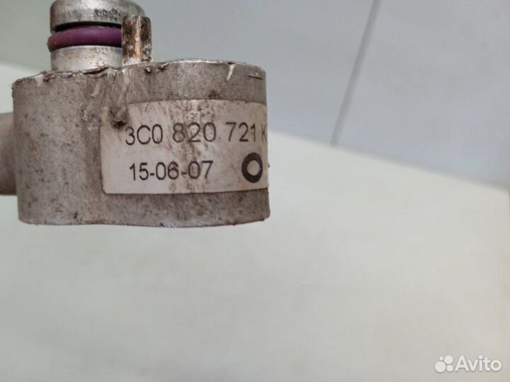 Трубка кондиционера Volkswagen Passat B6 2005-2010