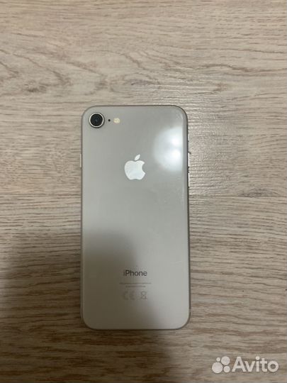 Телефон iPhone 8 64 gb
