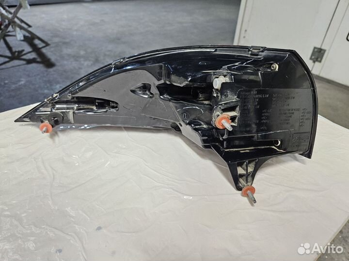 Mercedes-Benz V167 Фонарь наружный Правый