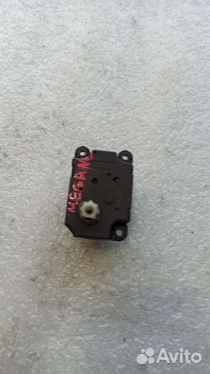 Моторчик заслонки печки Renault Megan 2