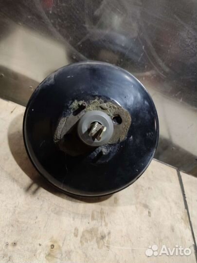 Вакуумный усилитель тормозов для mercedes 124