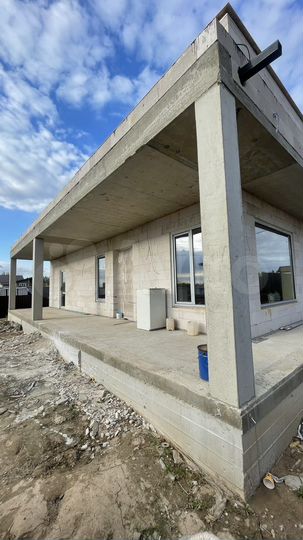 Коттедж 183 м² на участке 6 сот.