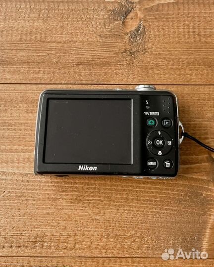 Цифровой Nikon Coolpix l23