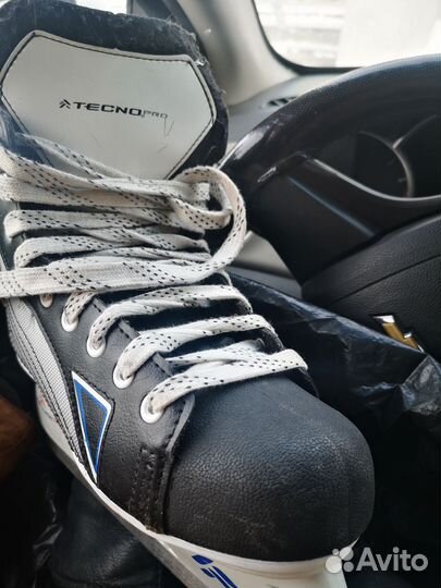 Коньки хоккейные 44 размер