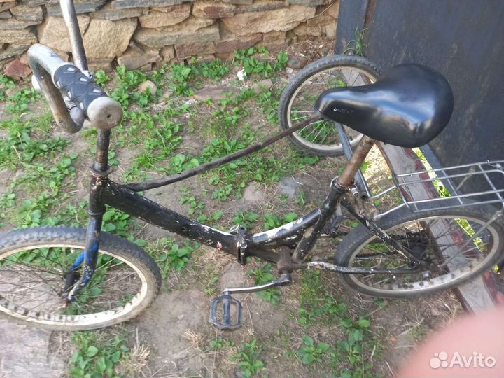 Продам велосипед 3 колеса