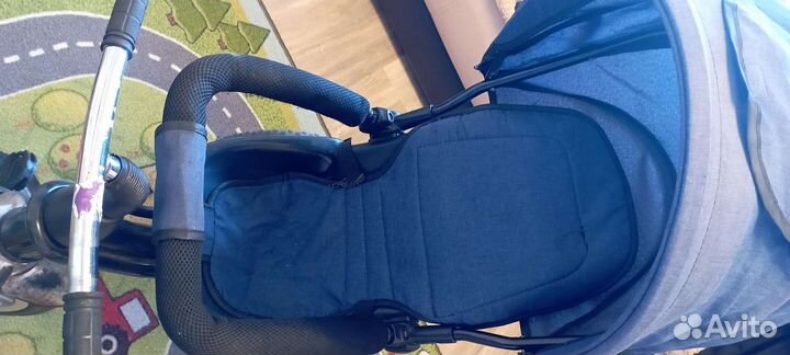 Детский трехколесный велосипед коляска