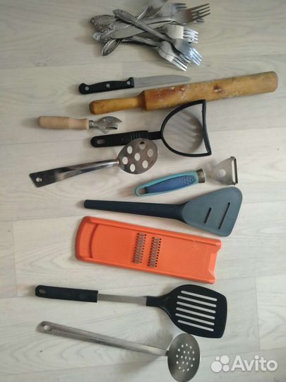 Столовые принадлежности