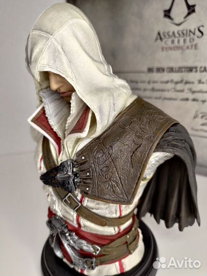 Бюст Ezio