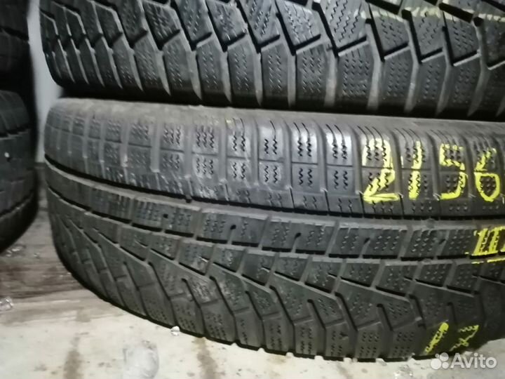 Hankook Winter I'Cept Evo2 W320A SUV 215/65 R17