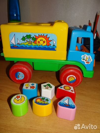 Развивающие игрушки