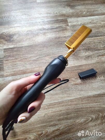 Выпрямитель для волос новый