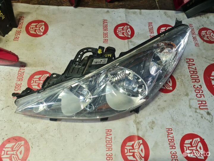 Фара галоген левая Peugeot 207 хетчебек EP6 EUR 5