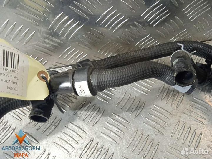 Патрубок (трубопровод, шланг) Tesla Model X 2019