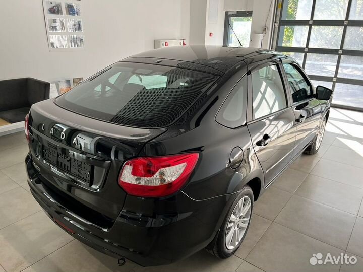 LADA Granta 1.6 МТ, 2023