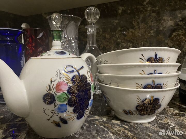 Заварочный чайник Виноград и пиалы 4 шт