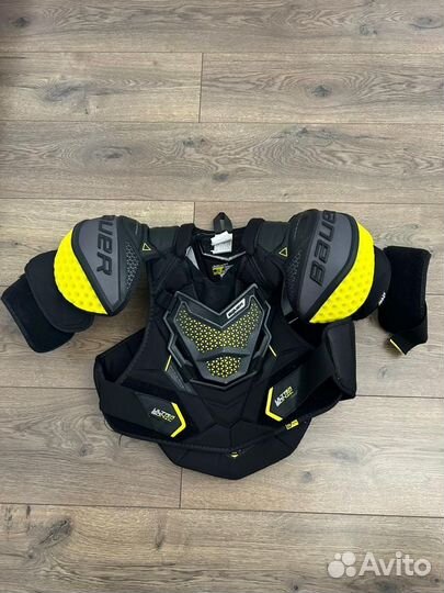 Bauer. Полный комплект для хоккея