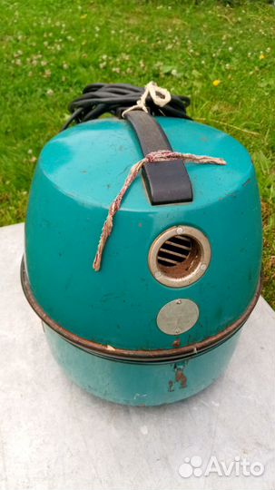 Пылесос Вихрь