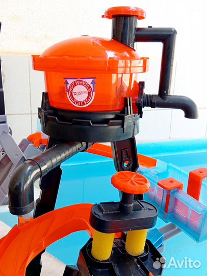 Hot wheels невообразимая автомойка Трек