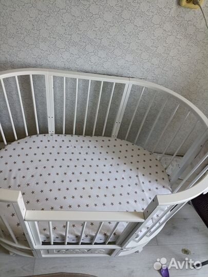 Детская кроватка