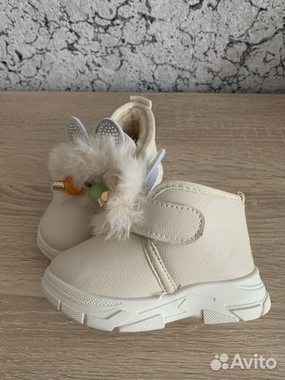 Ботинки для девочки