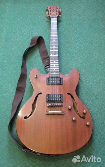Полуакустическая гитара Washburn HB 32 DM