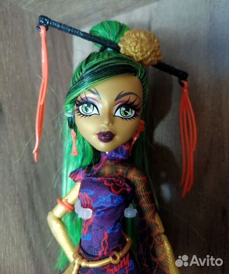 Кукла Монстер Хай Джинафаер Скариж