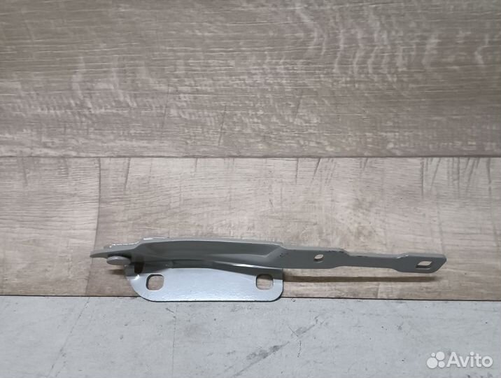 Петля капота левая Рено Логан 2