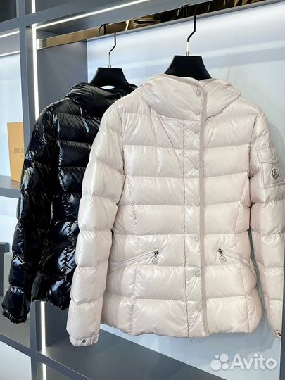 Пуховик Moncler женский зимний