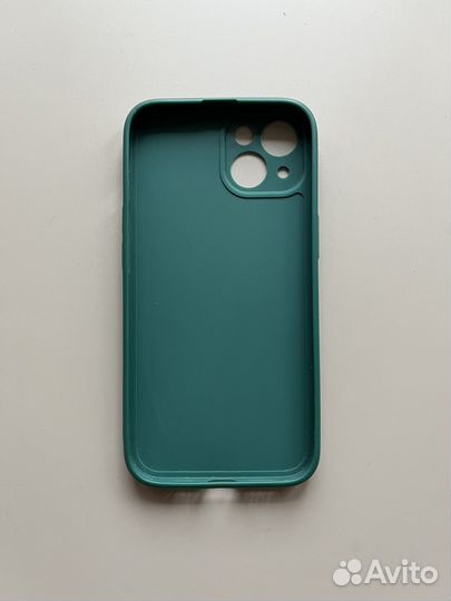 Чехлы для iPhone 13