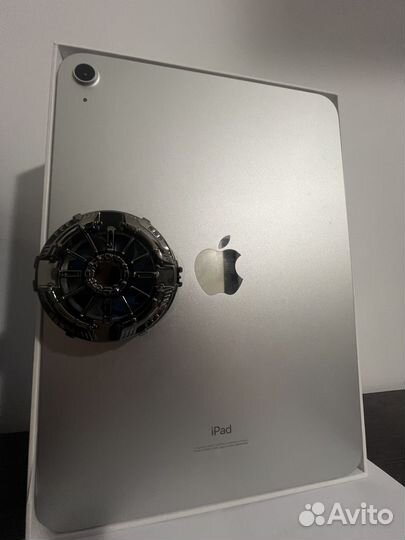 Планшет Apple iPad(10th Gen) 64 гб