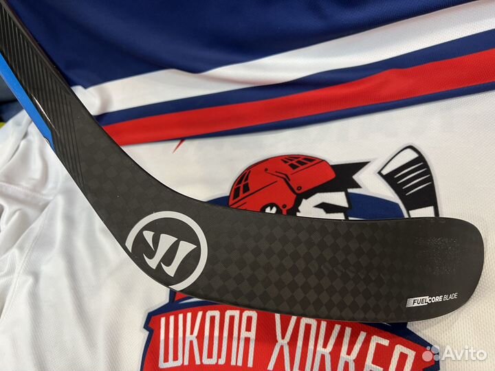 Клюшка хоккейная