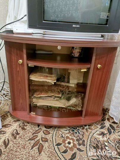 Тумба под телевизор