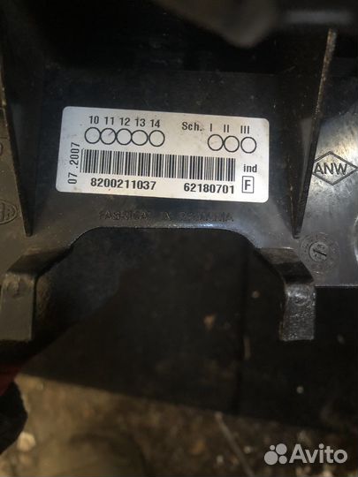 Фонарь задний (стоп под стекло) Рено Логан 1