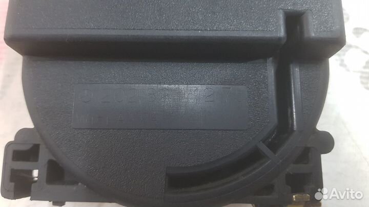 Электро антенна на Mercedes-Benz W124 W202