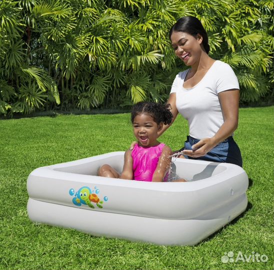 Надувной бассейн с шариками