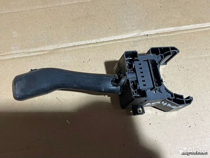 Переключатель подрул. Chery Amulet A15 дворников