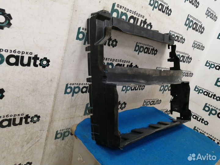 Воздуховод радиатора fpla8C464A Land Rover