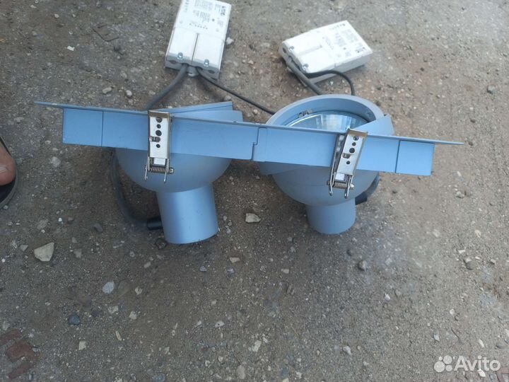 Светильник потолочный встраиваемый