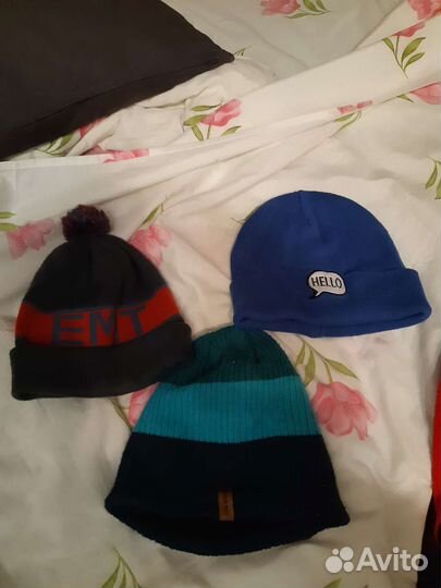 Шапки для мальчика 46 48 50, отдам