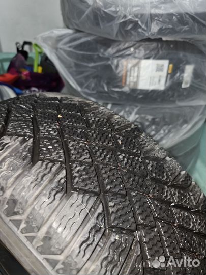 Continental ContiVikingContact 7 205/55 R16 94T