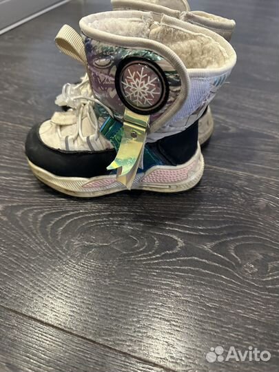 Ботиночки детские зимние 24 размер